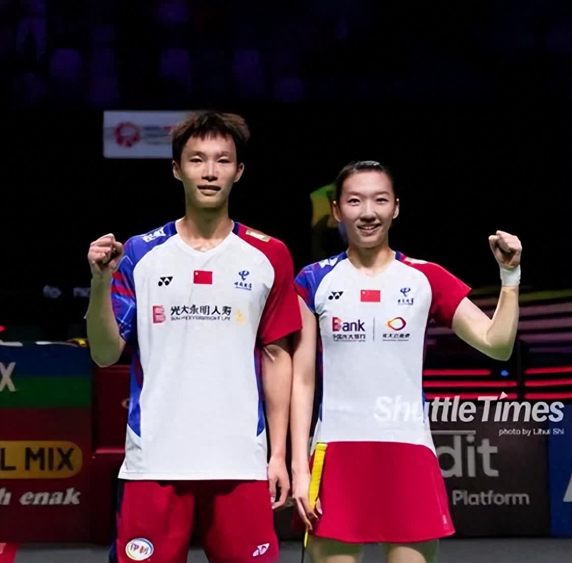 印度羽毛球队鏖战韩国羽毛球队，安赛龙三分雨点燃全场