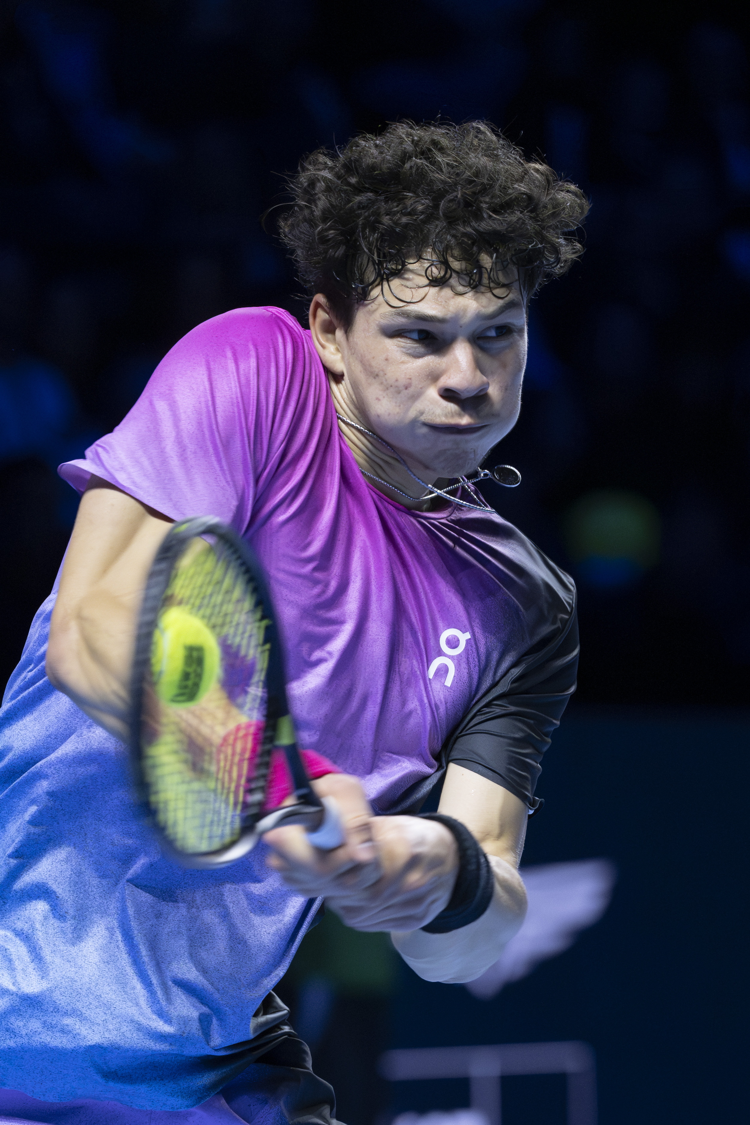 西班牙网球队碾压世界网球队，瓦林卡送出助攻的简单介绍