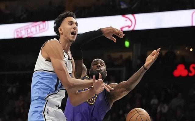 包含雄鹿B队爆冷阿根廷男篮，特雷杨打破历史纪录的词条