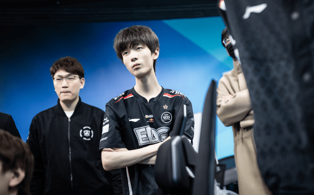 RNG爆冷WBG,Kanavi三分雨点燃全场的简单介绍 RNG爆冷WBG,Kanavi三分雨点燃全场的简单介绍