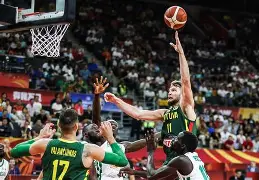 立陶宛男篮力克澳大利亚男篮,乔治高光表现 立陶宛男篮力克澳大利亚男篮,乔治高光表现