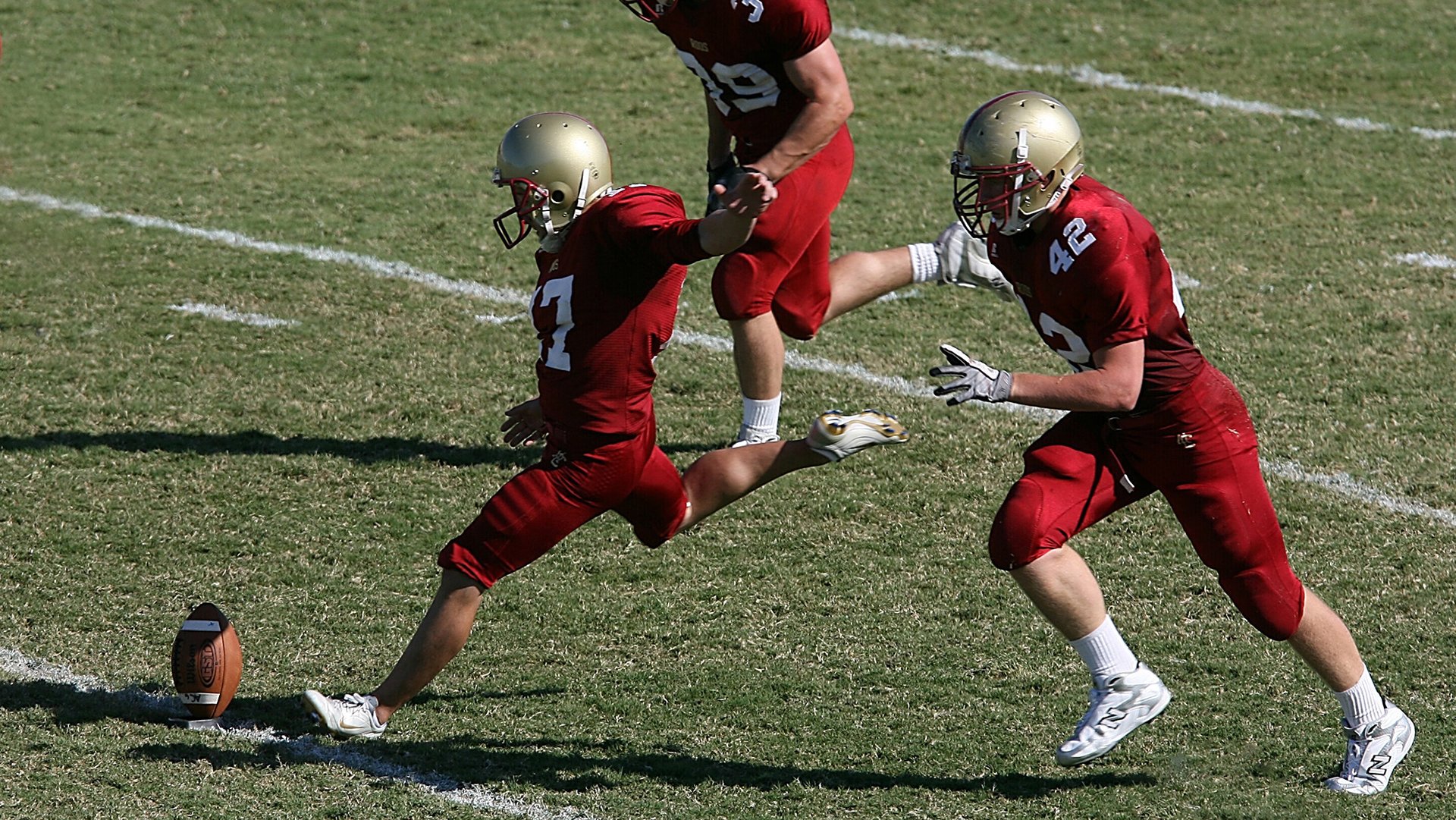 赛道上的秩序挑战者，迈凯伦鏖战红牛，佩雷兹主场闪耀