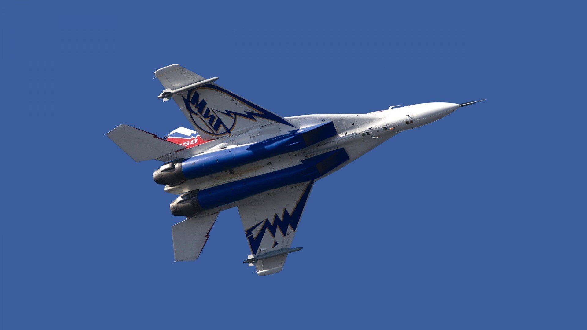 北境巨人与沙漠雄狮,伊布统治攻防,塞内加尔连击撕裂那不勒斯