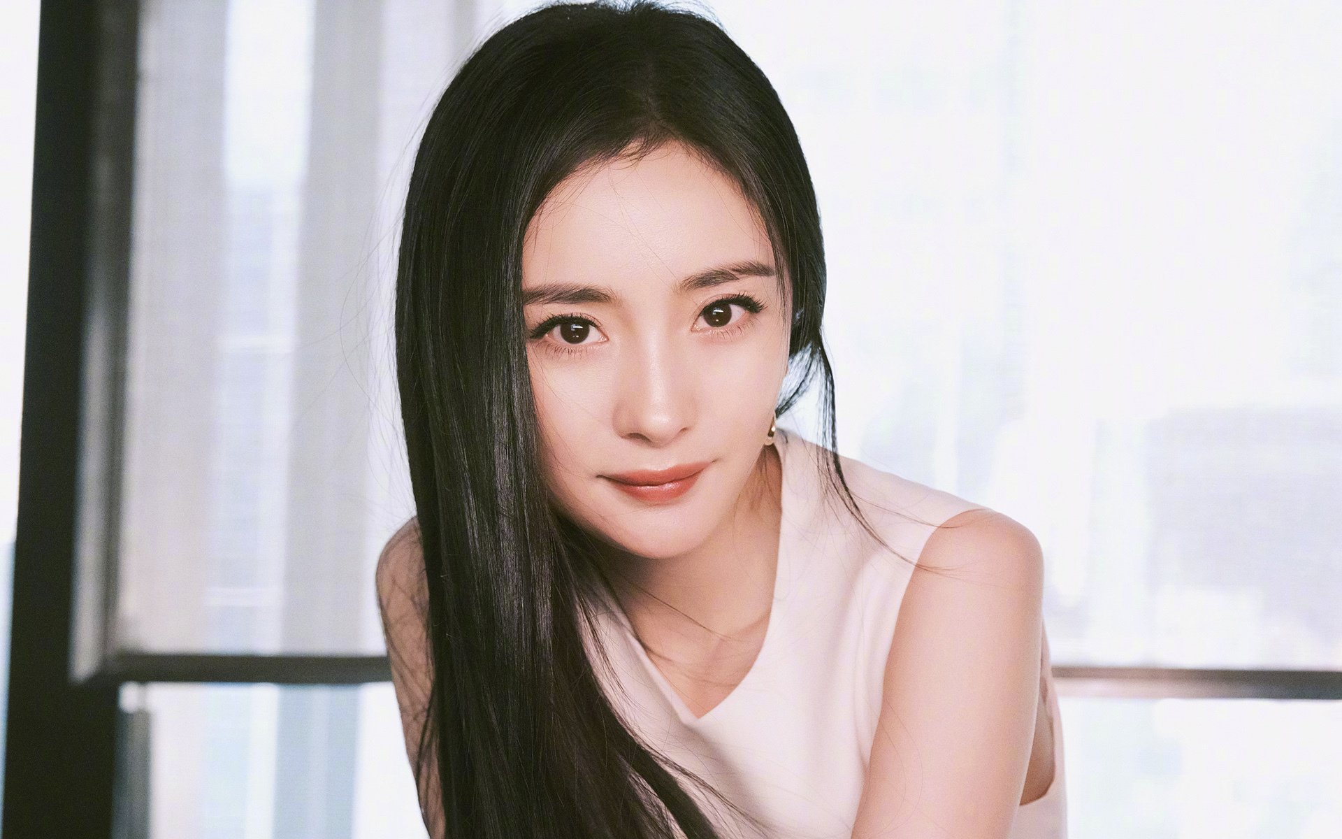 蓝影独行，2026世界杯C组，匈牙利完胜喀麦隆，内马尔在废墟中绽放的孤星